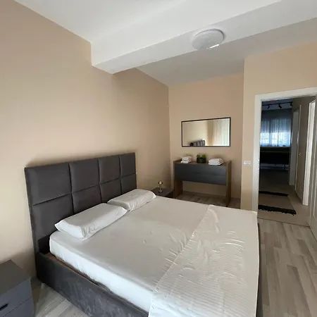 New Bazar - 2 * Tirana